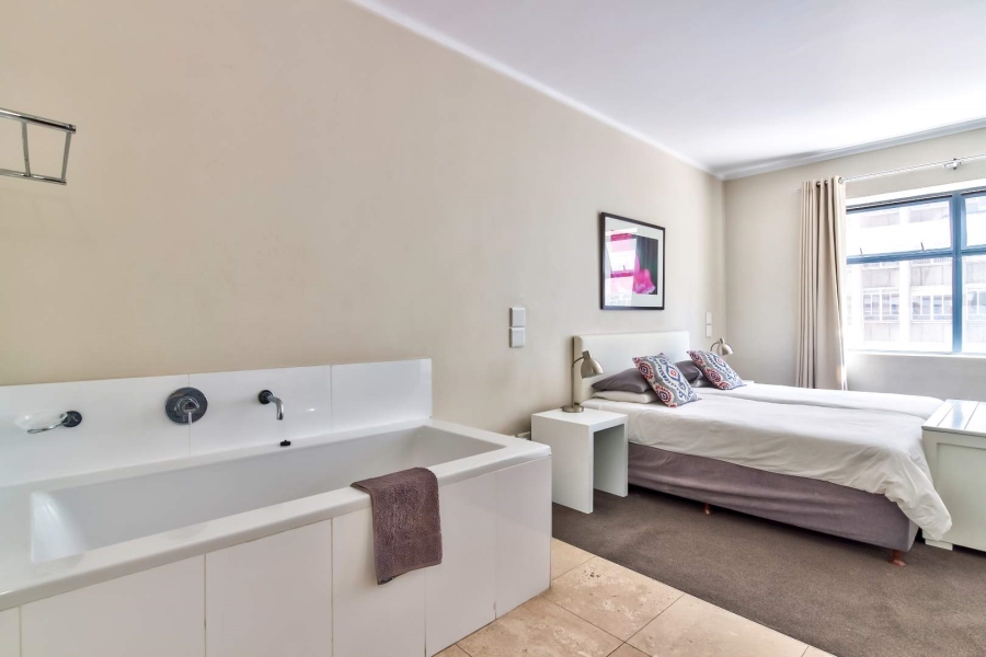 1 Bedroom Property for Sale in Cape Town City Centre Western Cape